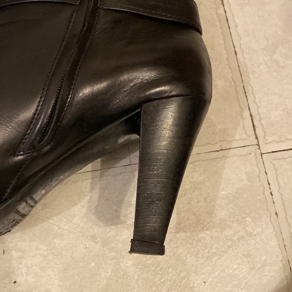 Alberto Gozzi heel short boots size 40 - Picture 10 of 14